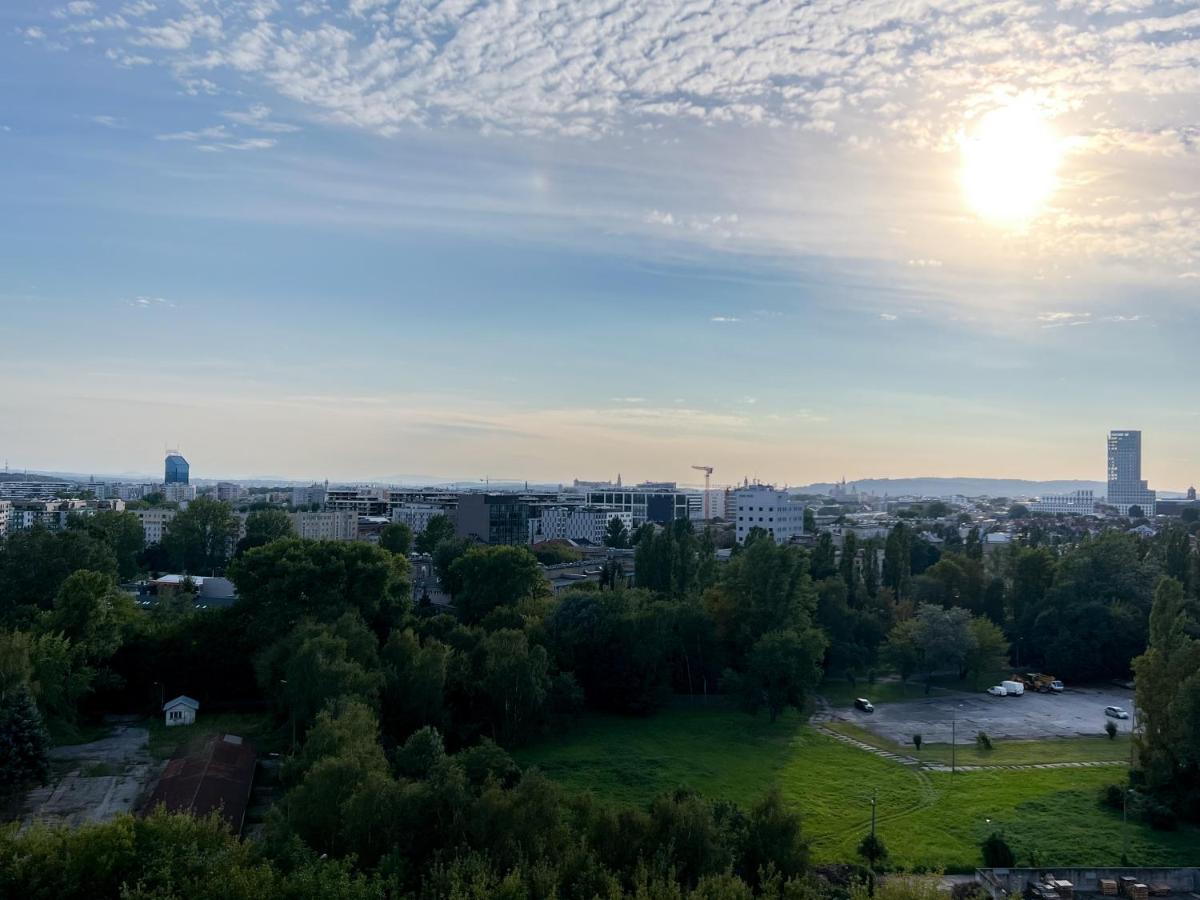 12 Floor Mogilska Tower Krakau